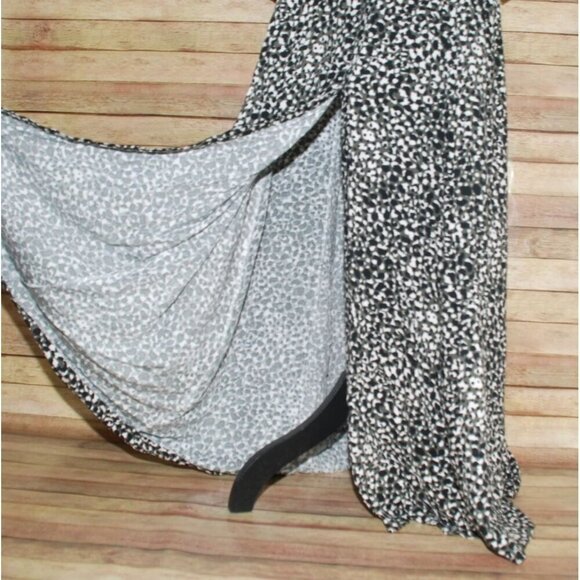 Skies Are Blue Patterned Maxi Dress Button Front Size L 3/4 Sleeve High Slit - Picture 4 of 10